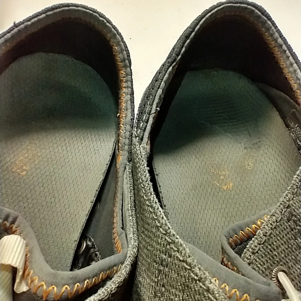 Olukai Nohea Moku No Tie Pull On Boat Shoes Sneakers Men's sz 10.5.
